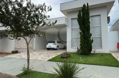 Casa  à venda com 3 quartos, sendo 3 suítes,  no condomínio residencial quebec, são carlos - sp