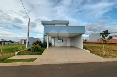 Casa  à venda com 3 quartos, sendo 1 suíte,  no condomínio residencial villeneuve, são carlos - sp
