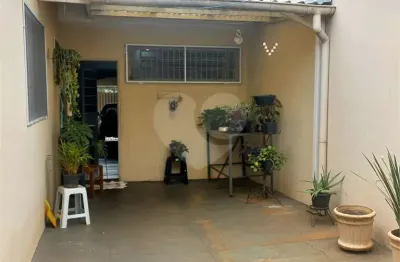 Casa à venda com 3 quartos, sendo 1 suíte,  em jardim beatriz, são carlos - sp