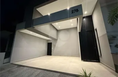 Casa  à venda com 3 quartos, sendo 1 suíte,  no condomínio residencial villeneuve, são carlos - sp