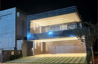 Casa  à venda com 4 quartos, sendo 4 suítes,  no condomínio parque faber iv, são carlos - sp