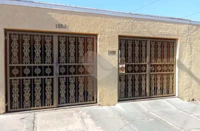 Casa à venda com 2 quartos, sendo 2 suítes,  em jardim beatriz, são carlos - sp