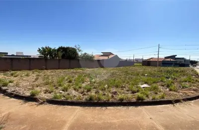 Terreno à venda na Rua Syllas da Silva Rosa, Jardim Embaré, São Carlos
