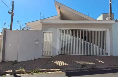 Casa à venda com 3 quartos, sendo 3 suítes,  em jardim gibertoni, são carlos - sp
