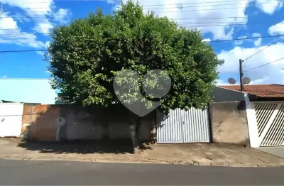 Terreno à venda na Rua Antônio Micucci, Jardim Tangará, São Carlos
