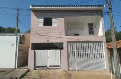 Sobrado à venda com 3 quartos em residencial astolpho luiz do prado, são carlos - sp