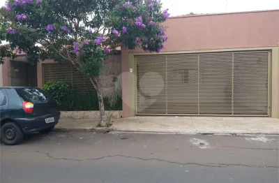 Casa à venda com 3 quartos, sendo 1 suíte,  em chácara são joão, são carlos - sp