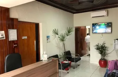 Ponto comercial com 3 salas à venda na Avenida São João, Centro, Ibaté