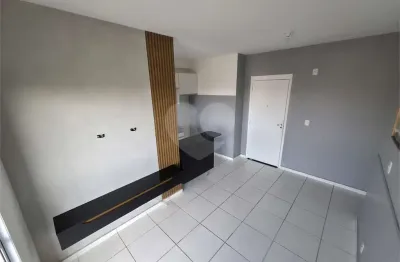 Apartamento à venda com 2 quartos no condomínio parque das oliveiras, são carlos - sp