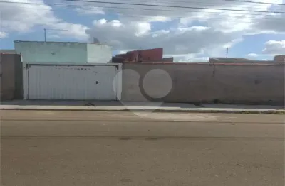 Casa com 2 quartos à venda na Rua Brasiliano Bento, Jardim Embaré, São Carlos