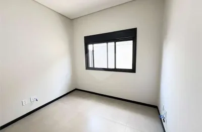 Casa  à venda com 3 quartos, sendo 3 suítes,  no condomínio parque faber iv, são carlos - sp