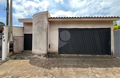 Casa à venda com 3 quartos, sendo 3 suítes,  em residencial samambaia, são carlos - sp