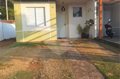 Casa  à venda com 2 quartos, sendo 1 suíte,  no condomínio moradas i, são carlos - sp