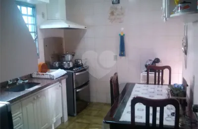 Sobrado à venda ou para alugar com 2 quartos, sendo 1 suíte,  em vila prado, são carlos - sp