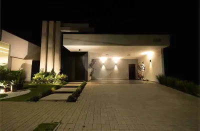 Casa  à venda com 3 quartos, sendo 3 suítes,  no condomínio eco esportivo damha iv, são carlos - sp