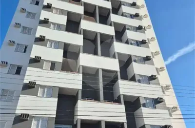 Apartamento à venda com 2 quartos, sendo 1 suíte,  no condomínio edifício princesa isabel, são carlos - sp