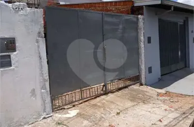 Casa à venda com 2 quartos, sendo 1 suíte,  em jardim centenário, são carlos - sp