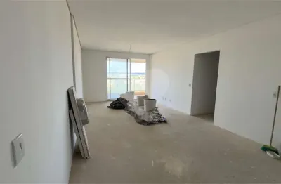 Apartamento à venda com 3 quartos, sendo 1 suíte,  no condomínio Residencial Aurora Gardens, São Carlos - SP