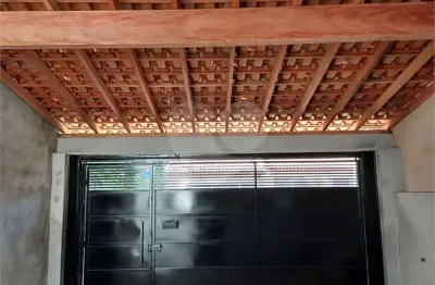 Casa à venda com 2 quartos em Parque Industrial, São Carlos, SP