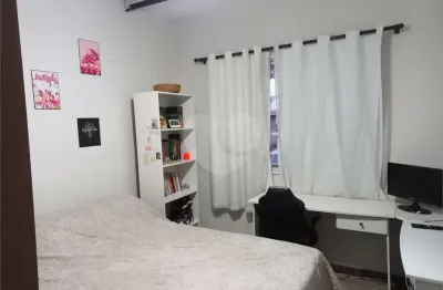 Apartamento à venda com 2 quartos em Vila Faria, São Carlos - SP