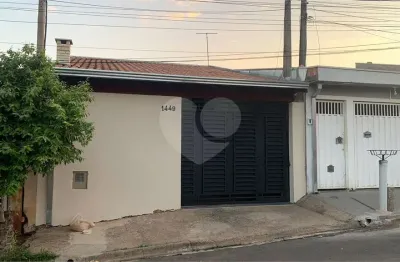 Casa à venda com 2 quartos em Jardim Social Presidente Collor, São Carlos - SP