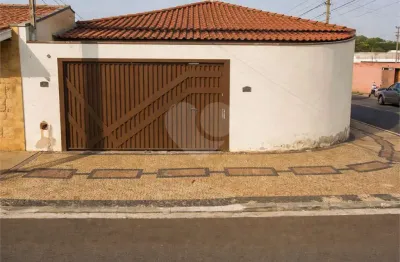 Casa à venda com 4 quartos, sendo 1 suíte,  em Vila Morumbi, São Carlos, SP