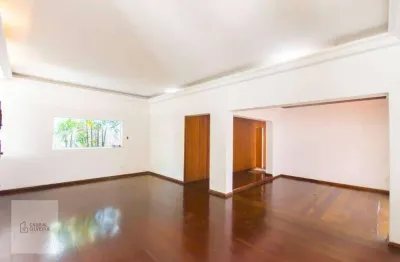 Casa térrea com 300m² construídos a 200m do metrô eucaliptos – moema