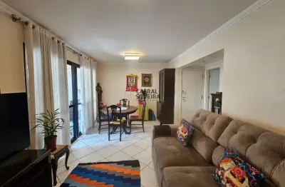 Apartamento com 3 quartos à venda na Avenida dos Imarés, 557, Moema, São Paulo por R$ 1.300.000