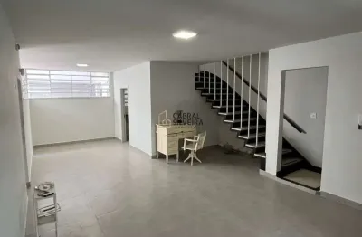 Casa com 3 quartos à venda na Alameda dos Ubiatans, 464, Planalto Paulista, São Paulo por R$ 1.200.000