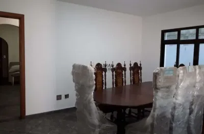 Casa com 3 quartos para alugar na Rua Cardoso de Almeida, 1630, Perdizes, São Paulo por R$ 8.000