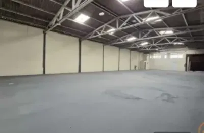 Galpão de 600 M2 Boqueirão traga sua empresa , oportunidade tem poucas ofertas de galpão nessa metragem na região.