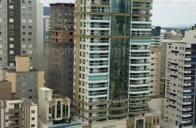 Apartamento para alugar na Rua 232/234, 45, Meia Praia, Itapema