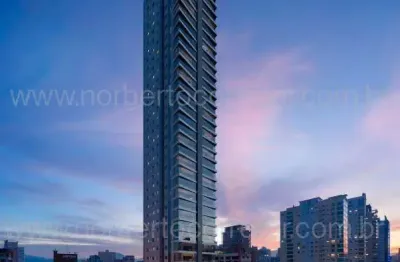 Apartamento à venda na Avenida Nereu Ramos, 5460, Meia Praia, Itapema