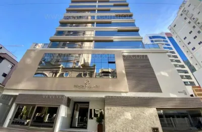 Apartamento à venda na Rua 315, 222, Meia Praia, Itapema