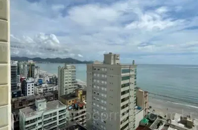 Apartamento à venda na Rua 207, 120, Meia Praia, Itapema