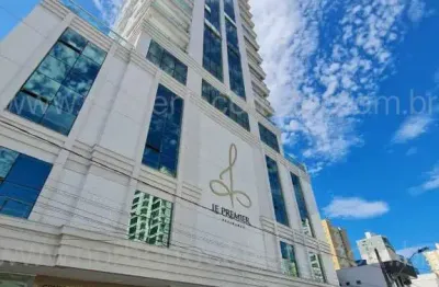 Apartamento à venda na Rua Nereu Ramos, 53, Centro, Itapema