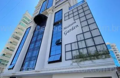 Apartamento à venda na R.323, 199, Meia Praia, Itapema