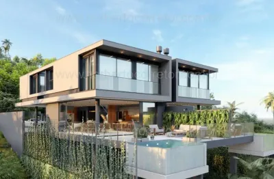 Casa à venda na Rua 109 L, 391, Canto da Praia, Itapema