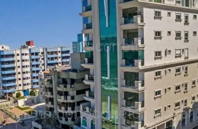 Apartamento à venda na Rua 241, 35, Meia Praia, Itapema