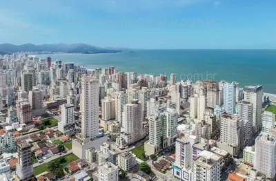 Apartamento à venda na Avenida 294, 309, Meia Praia, Itapema