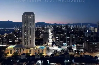 Apartamento à venda na Rua 306, 201, Meia Praia, Itapema