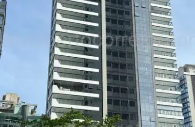 Apartamento à venda na Rua 315, 299, Meia Praia, Itapema