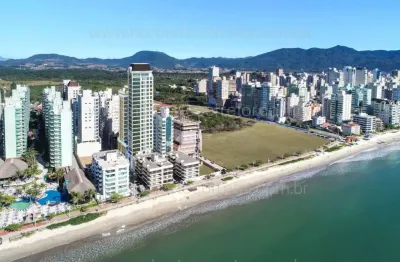 Apartamento à venda na Rua 315, 38, Meia Praia, Itapema