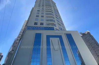 Apartamento à venda na Rua 412, 33, Morretes, Itapema