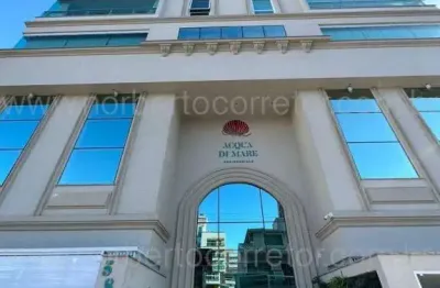 Apartamento à venda na Rua 250, 536, Meia Praia, Itapema