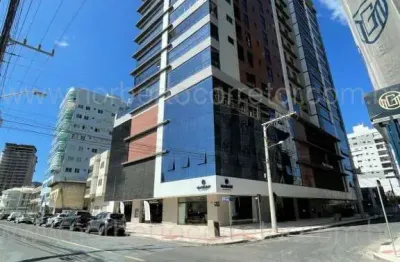 Apartamento à venda na Avenida Senador Atílio Fontana, 933, Balneário Perequê, Porto Belo