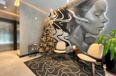 Apartamento à venda na Avenida Nereu Ramos, 5445, Meia Praia, Itapema