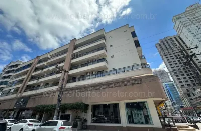 Apartamento à venda na Rua 272, 30, Meia Praia, Itapema