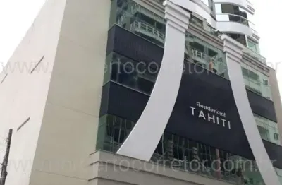 Apartamento à venda na Rua 256, 221, Meia Praia, Itapema
