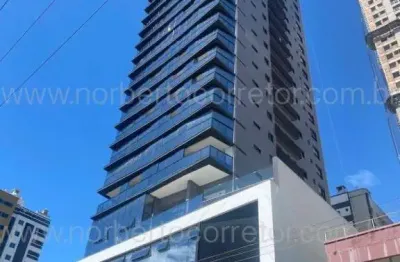 Apartamento à venda na Avenida Nereu Ramos, 3896, Meia Praia, Itapema